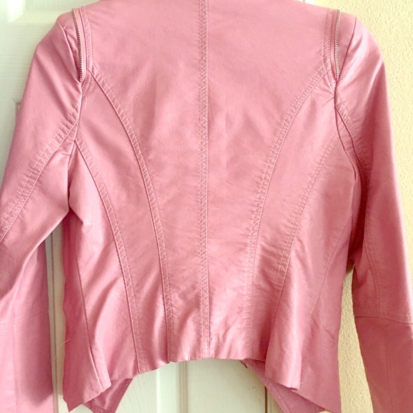 Leather jacket - Picture 1 of 2